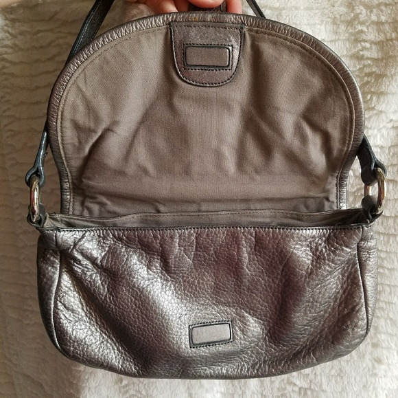 Metallic Calvin Klein purse - Picture 4 of 6